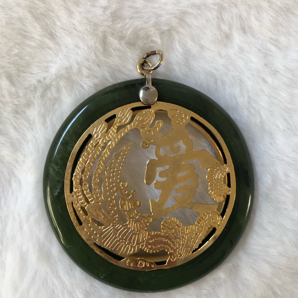 Jade Medallion Necklace & Earring Set - Picture 3 of 5